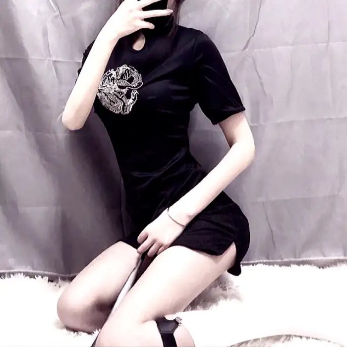 啄木鸟和雨